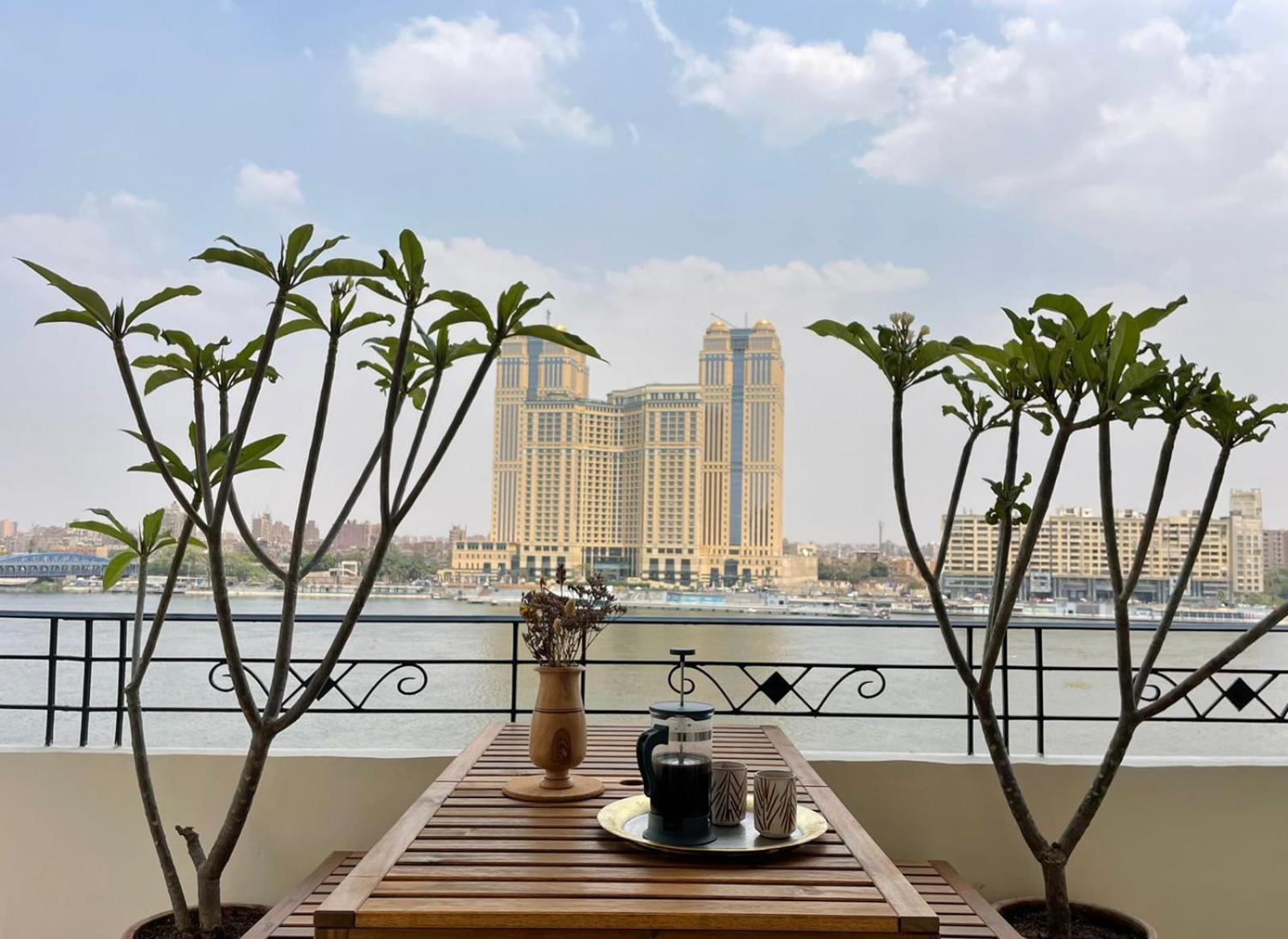 Luxury On The Nile - Zamalek Apartments 카이로 외부 사진