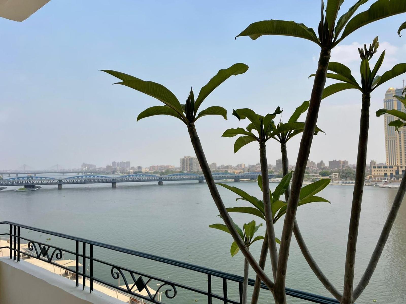 Luxury On The Nile - Zamalek Apartments 카이로 외부 사진