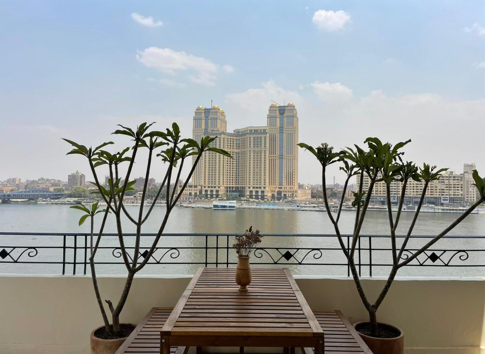 Luxury On The Nile - Zamalek Apartments 카이로 외부 사진