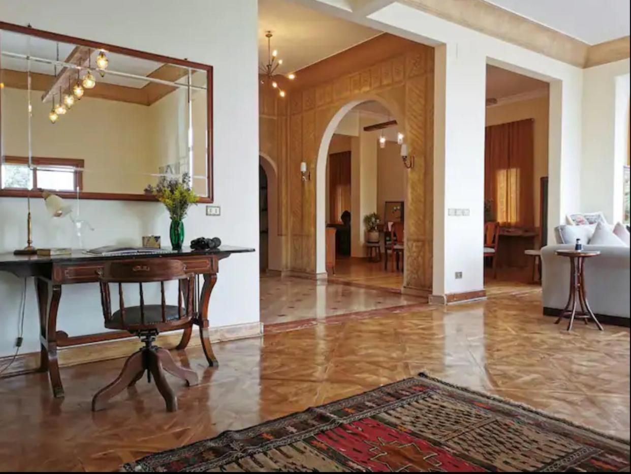 Luxury On The Nile - Zamalek Apartments 카이로 외부 사진